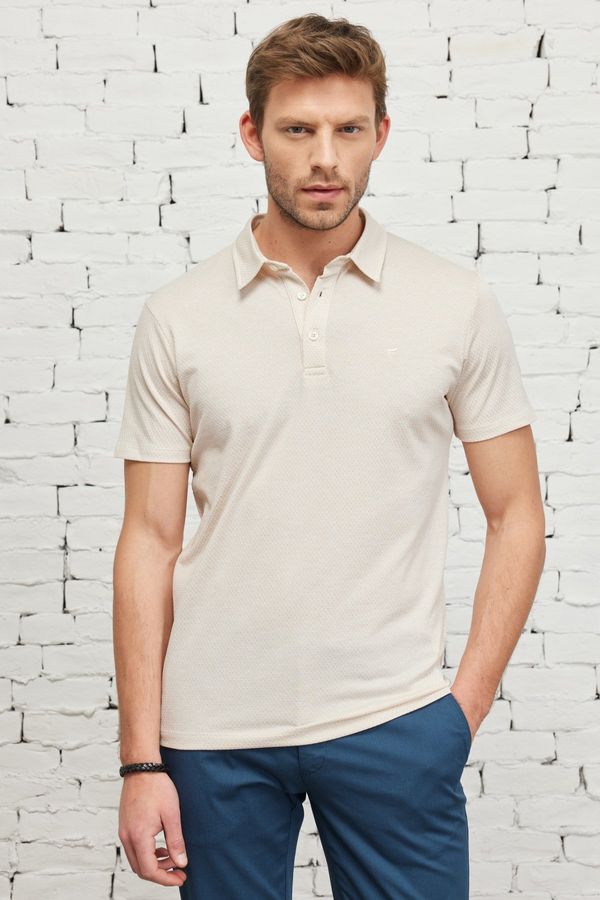 AC&Co / Altınyıldız Classics AC&Co / Altınyıldız Classics Men's Beige-white Easily Ironable Slim Fit Slim Fit Polo Neck Short Sleeved Jacquard T-Shirt.