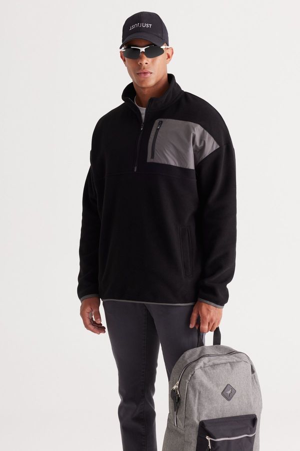 AC&Co / Altınyıldız Classics AC&Co / Altınyıldız Classics Men's Black Oversize Wide Cut High Bato Collar Pocket Detailed Zippered Cold Proof Fleece Sweatshirt