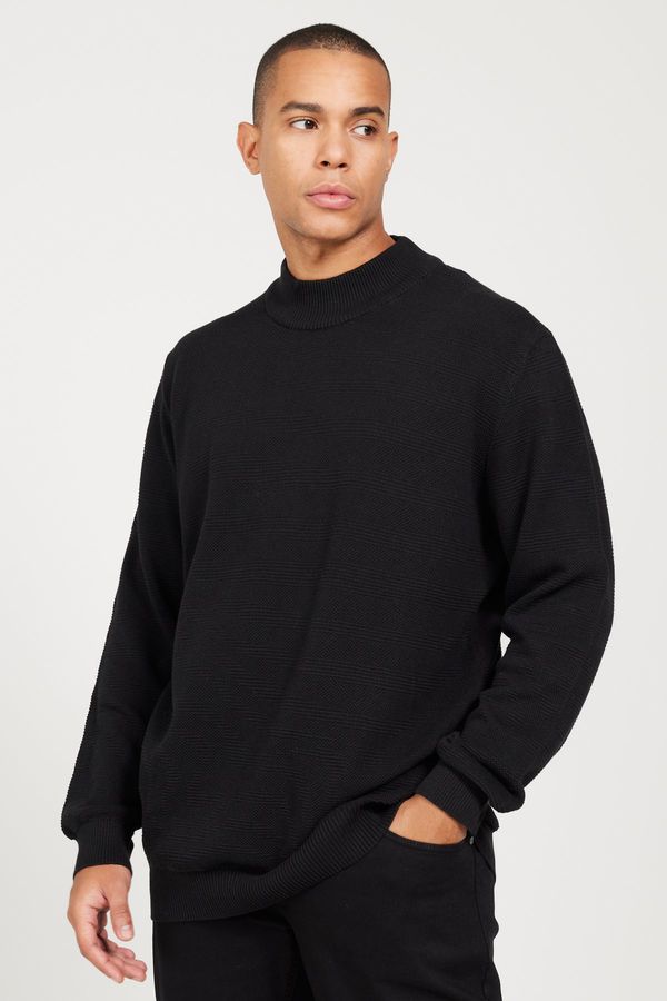 AC&Co / Altınyıldız Classics AC&Co / Altınyıldız Classics Men's Black Standard Fit Regular Cut Half Turtleneck Cotton Jacquard Knitwear Sweater