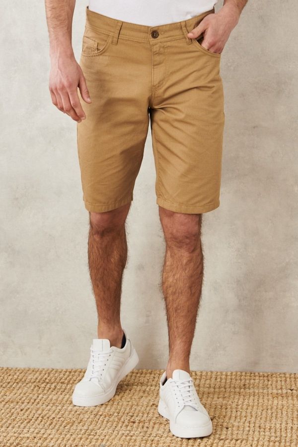 AC&Co / Altınyıldız Classics AC&Co / Altınyıldız Classics Men's Camel Slim Fit Slim Fit Dobby Shorts 100% Cotton Casual Chino Shorts.