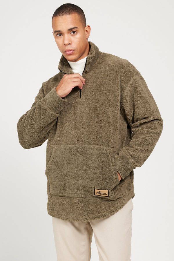AC&Co / Altınyıldız Classics AC&Co / Altınyıldız Classics Men's Khaki Oversize Loose Cut Stand-Up Bato Collar Sherpa Sweatshirt Fleece