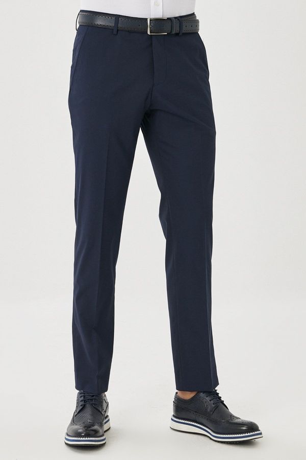 AC&Co / Altınyıldız Classics AC&Co / Altınyıldız Classics Men's Navy Blue Regular Fit Relaxed Fit Side Pocket Classic Trousers