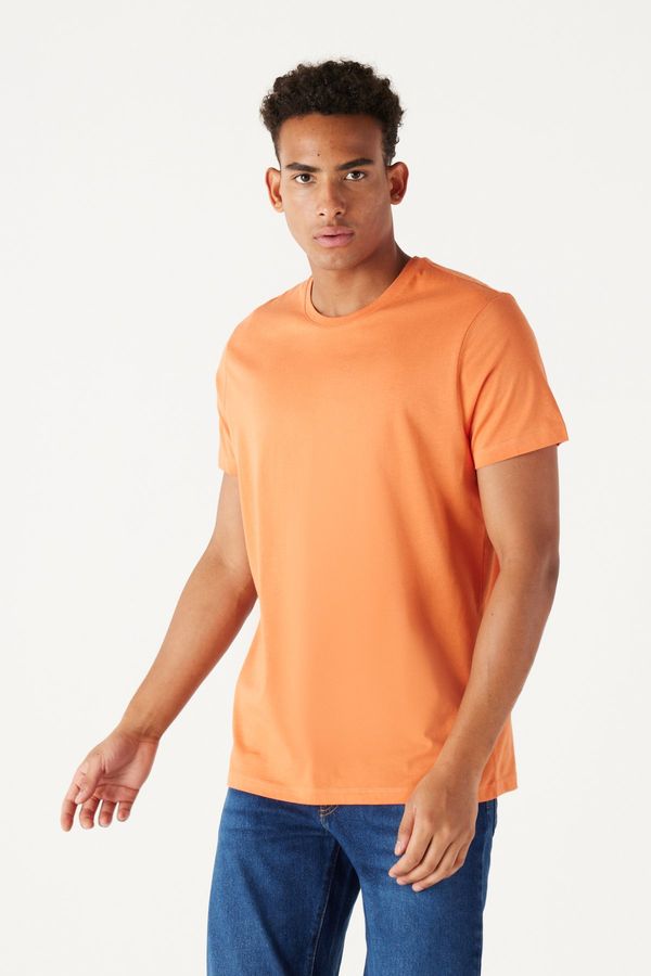 AC&Co / Altınyıldız Classics AC&Co / Altınyıldız Classics Men's Orange 100% Cotton Slim Fit Slim Fit Crew Neck T-Shirt
