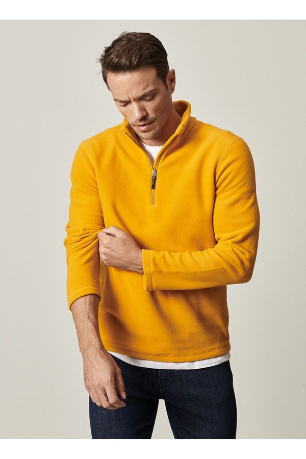 AC&Co / Altınyıldız Classics AC&Co / Altınyıldız Classics Men's Yellow Anti-pilling Anti-Pilling Standard Fit High Neck Cold Proof Fleece Sweatshirt