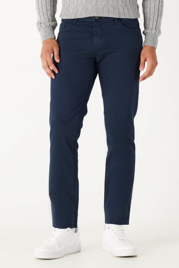 ALTINYILDIZ CLASSICS ALTINYILDIZ CLASSICS Men's Navy Blue 360 Degree Stretchy Comfortable Slim Fit Slim Fit Trousers.