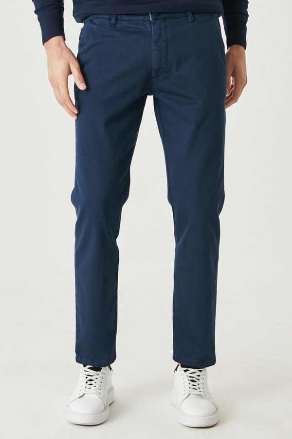ALTINYILDIZ CLASSICS ALTINYILDIZ CLASSICS Men's Navy Blue Comfort Fit 360 Degree Flexibility in All Directions Side Pocket Trousers.