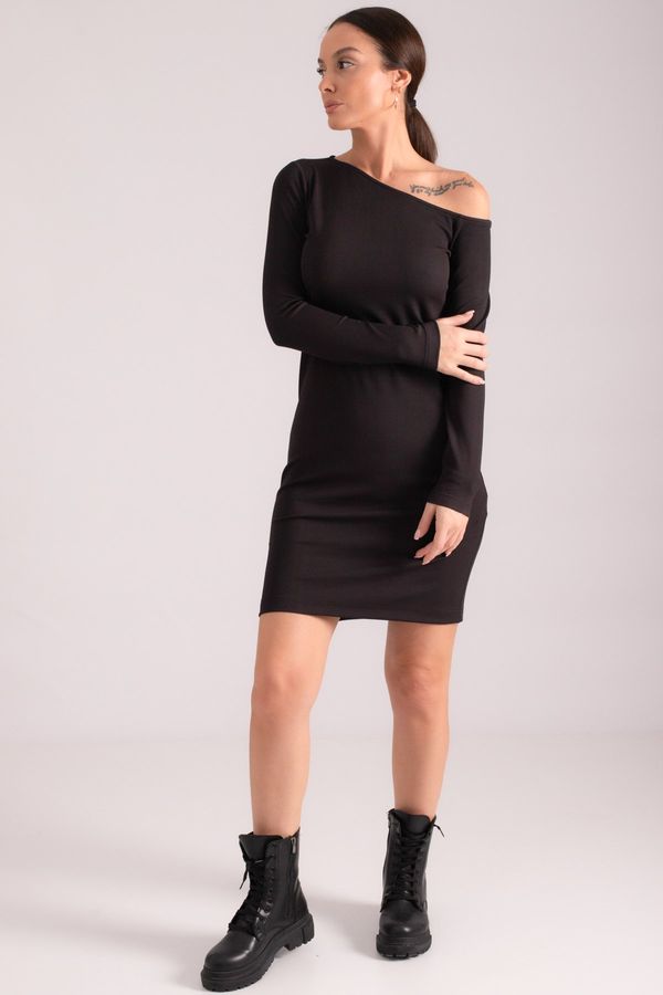 armonika armonika Women's Black Fitted Asymmetric Collar Open Shoulder Mini Dress