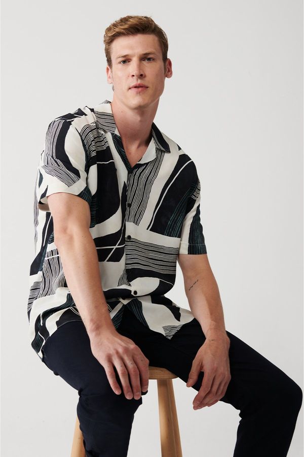 Avva Avva Men's Beige Viscose Cuban Collar Abstract Patterned Short Sleeve Regular Fit Shirt