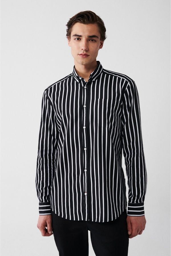 Avva Avva Men's Black 100% Cotton Oxford Buttoned Collar Striped Regular Fit Shirt