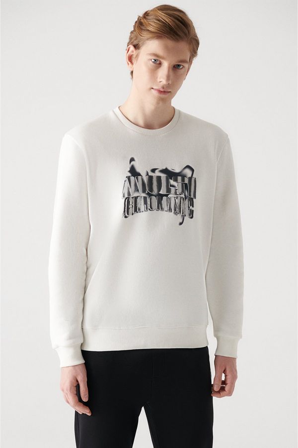 Avva Avva Men's White Crew Neck 3 Thread Fleece Hologram Printed Regular Fit Sweatshirt