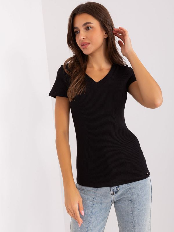 Fashionhunters Basic black blouse with ribbed cut