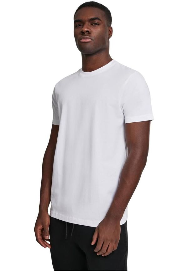 UC Men Basic white T-shirt