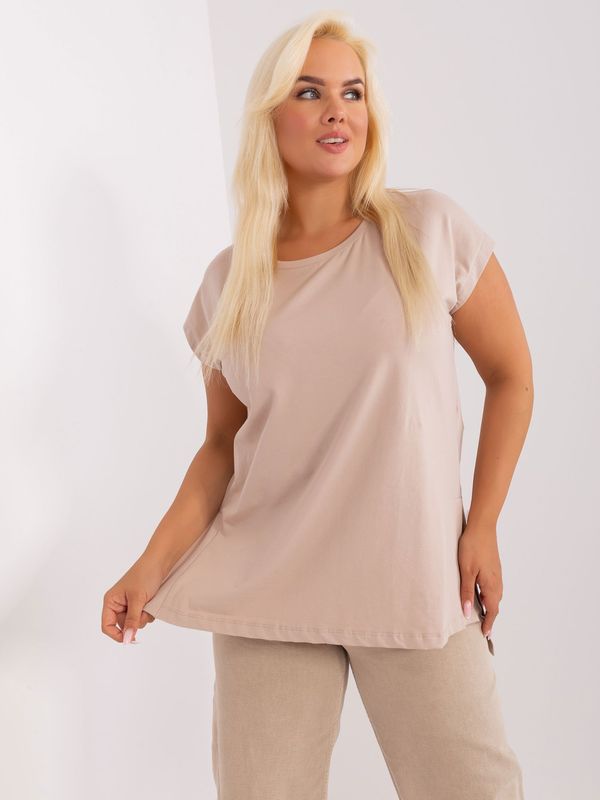 Fashionhunters Beige blouse of larger size with short sleeves
