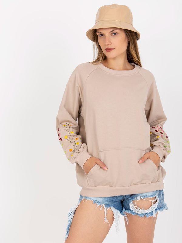 Fashionhunters Beige sweatshirt RUE PARIS without hood with embroidery on the sleeves