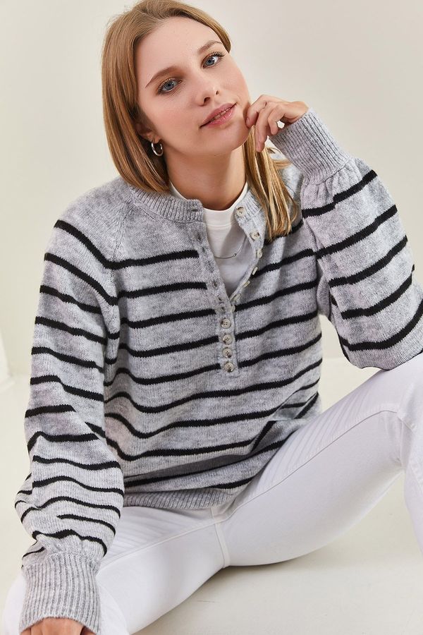 Bianco Lucci Bianco Lucci Women's Button-down Collar Turtleneck Striped Knitwear Sweater