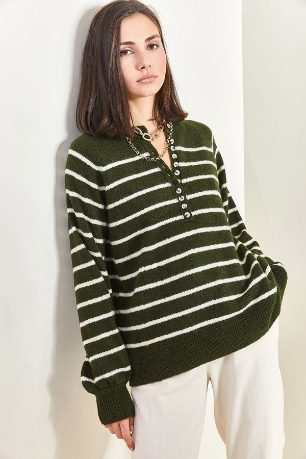 Bianco Lucci Bianco Lucci Women's Button-down Collar Turtleneck Striped Knitwear Sweater