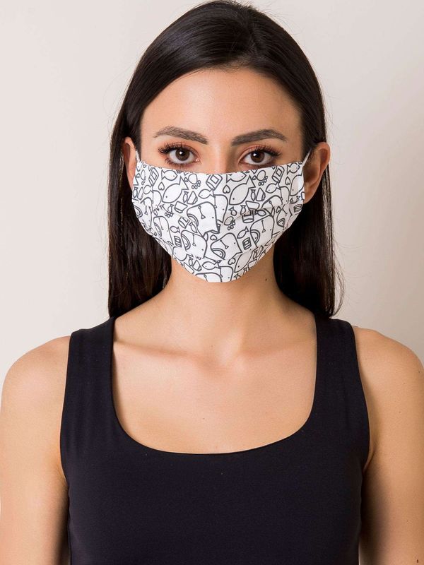 Fashionhunters Black and white protective mask with print