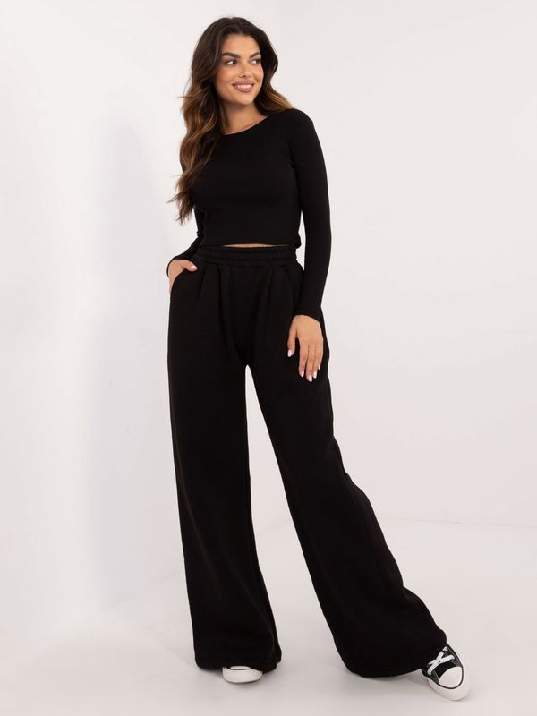 Fashionhunters Black basic tracksuit with long trousers