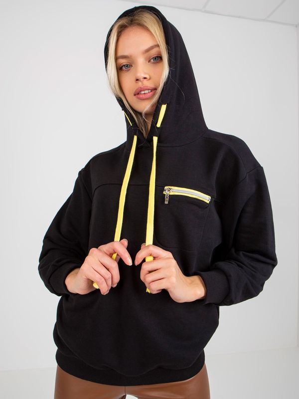 Fashionhunters Black hoodie with drawstrings