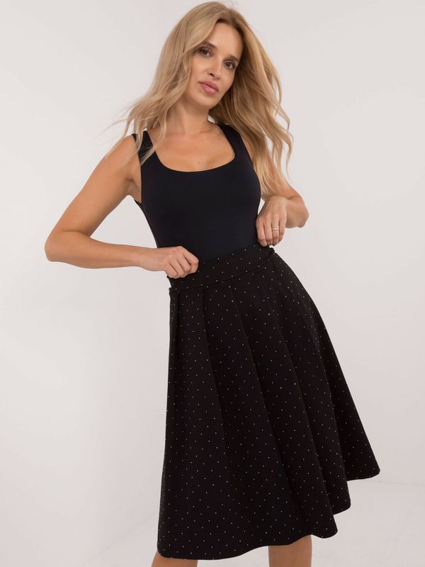 Fashionhunters Black pleated midi skirt