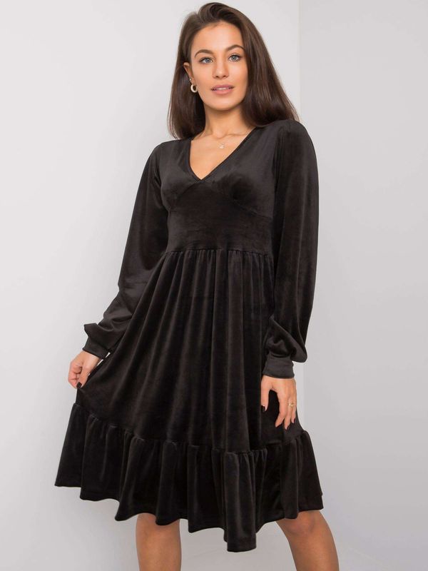 Fashionhunters Black velvet dress with ruffle Modena