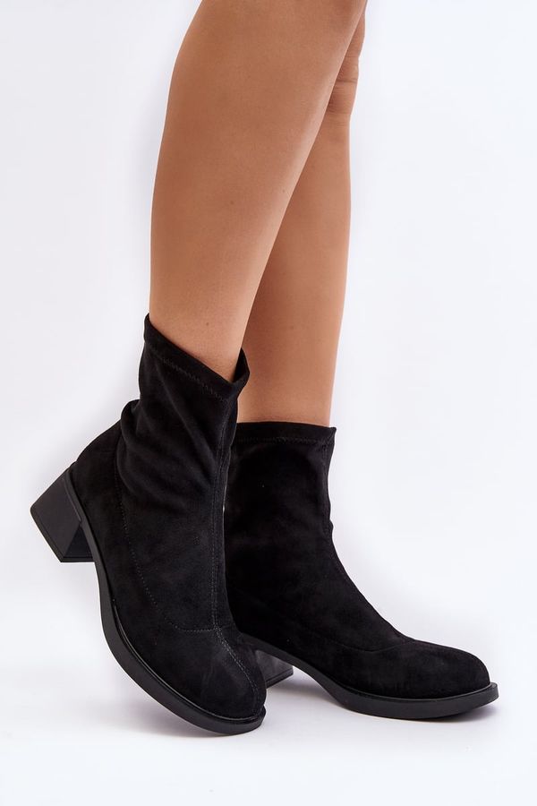 Kesi Black women's Aphroteia low-heeled boots