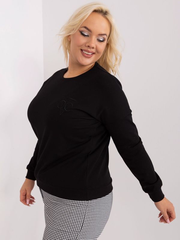 Fashionhunters Black women's plus size blouse with long sleeves