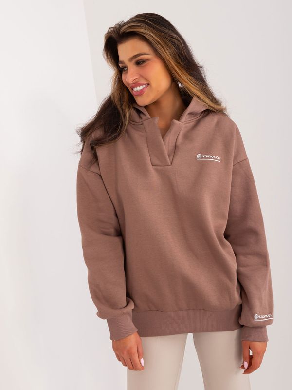 Fashionhunters Brown women's sweatshirt with insulation