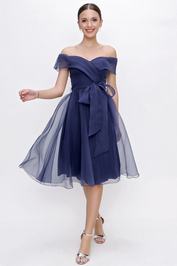 By Saygı By Saygı Navy Blue Neckline Waist Belted Lined Organza Dress