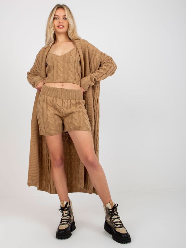 Fashionhunters Camel three-piece knitted set with top and shorts