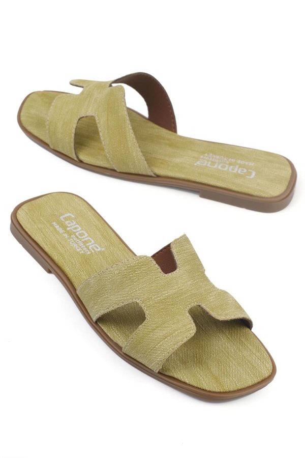 Capone Outfitters Capone Outfitters Halsey Women's Slippers