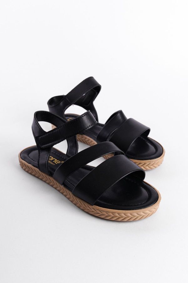 Capone Outfitters Capone Outfitters Thick Double-Strapped Women's Sandals