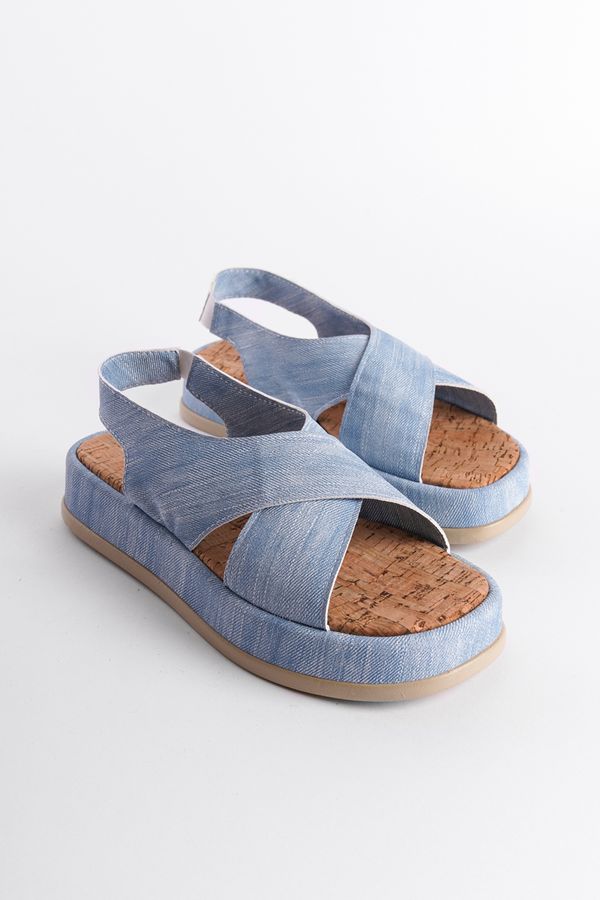 Capone Outfitters Capone Outfitters Women's Wedge Heel Cross-Band Sandals