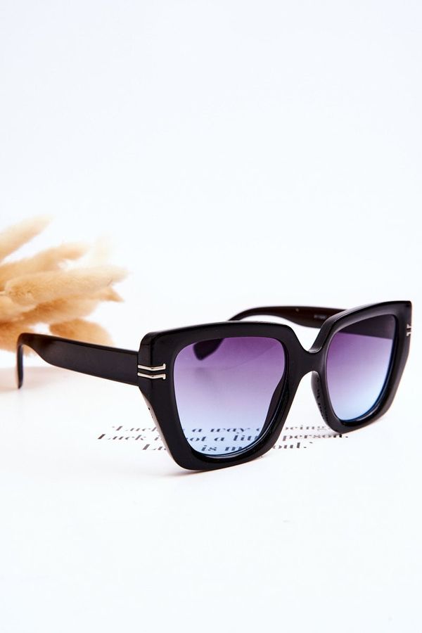 Kesi Classic Women's Sunglasses Black