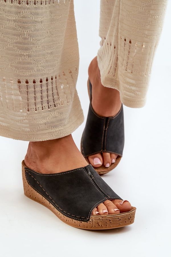 Kesi Comfortable women's wedge slippers Inblu Black