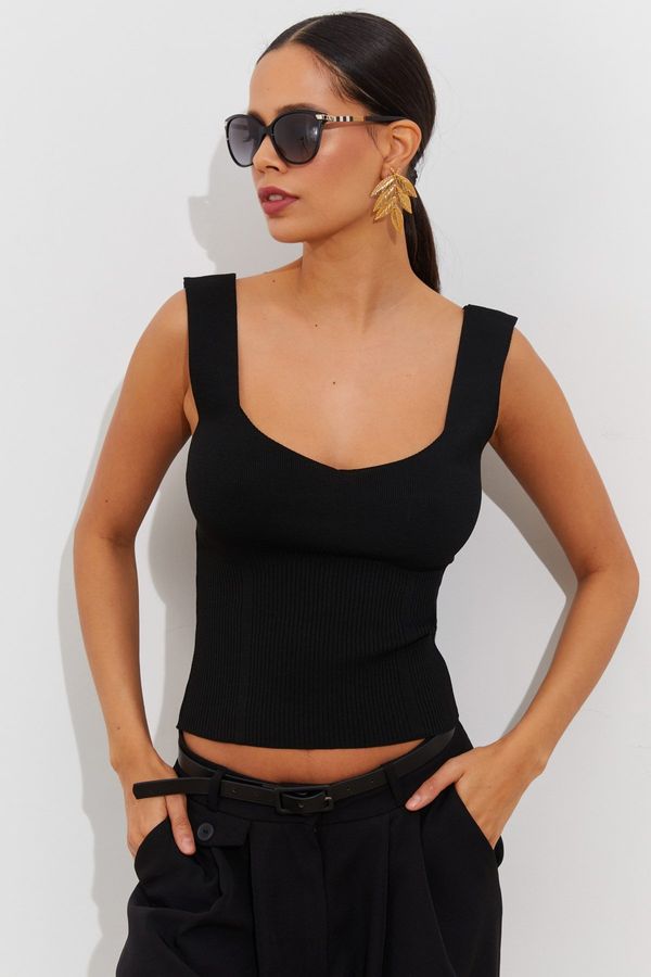 Cool & Sexy Cool & Sexy Women's Black Knitwear Singlet YV117