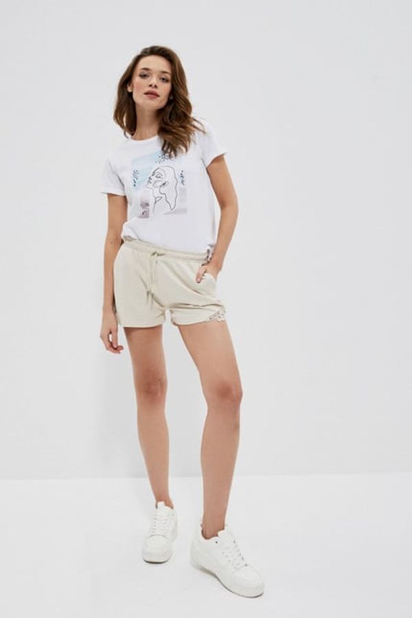 Moodo Cotton shorts with lace