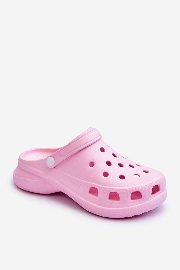 Kesi Crocs foam sandals on a robust Katniss pink sole