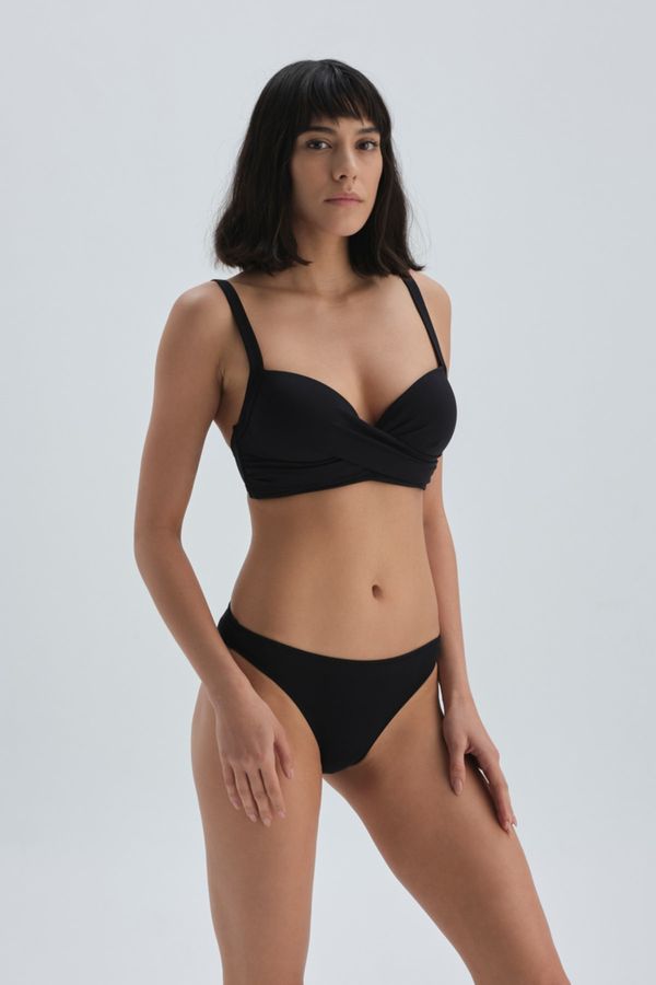 Dagi Dagi Black Covered Semi-Padded Bikini Top