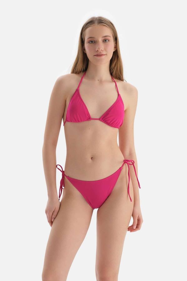 Dagi Dagi Fuchsia Triangle Small Bikini Top