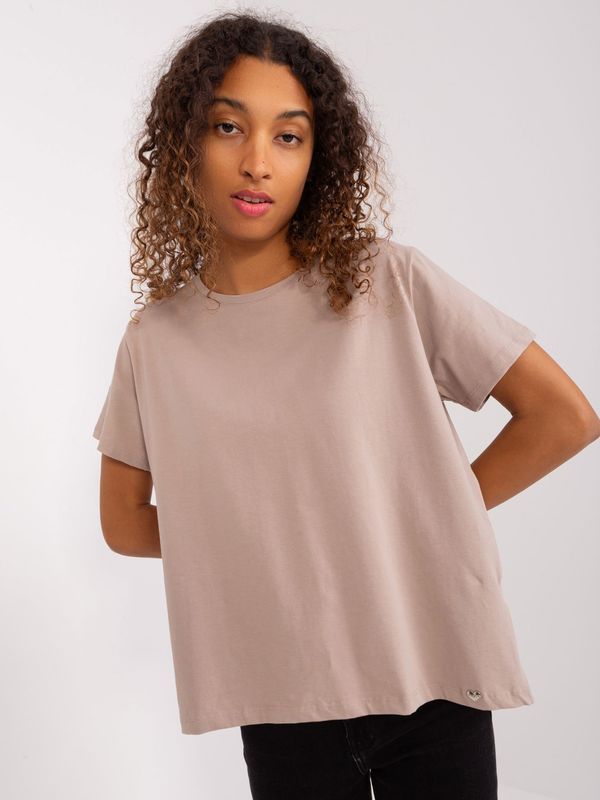 Fashionhunters Dark beige women's oversize T-shirt BASIC FEEL GOOD
