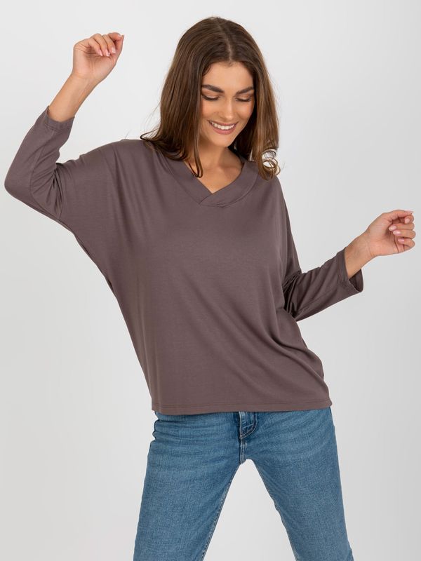 Fashionhunters Dark brown women's basic blouse with 3/4 sleeves