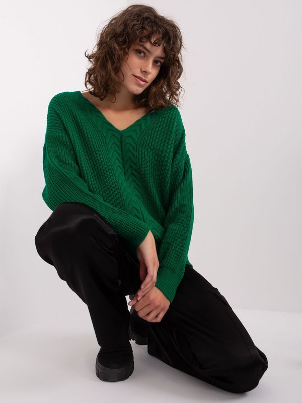 Fashionhunters Dark Green Women's Classic Knitted Sweater