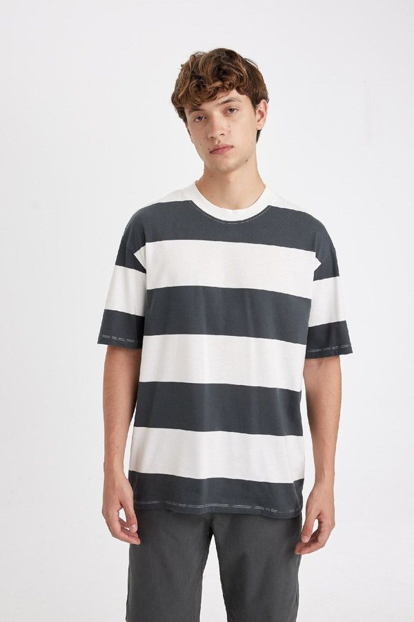 DEFACTO DEFACTO Boxy Fit Crew Neck Striped Short Sleeve T-Shirt