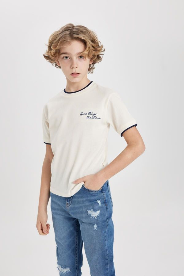 DEFACTO DEFACTO Boy's Crew Neck Embroidered Pique Short Sleeve T-Shirt