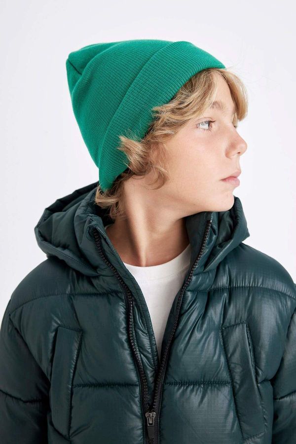 DEFACTO DEFACTO Boys' Knitwear Cap with Woven Labels.