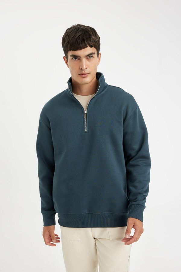 DEFACTO DEFACTO Comfort Fit Stand Collar Zippered Thick Sweatshirt