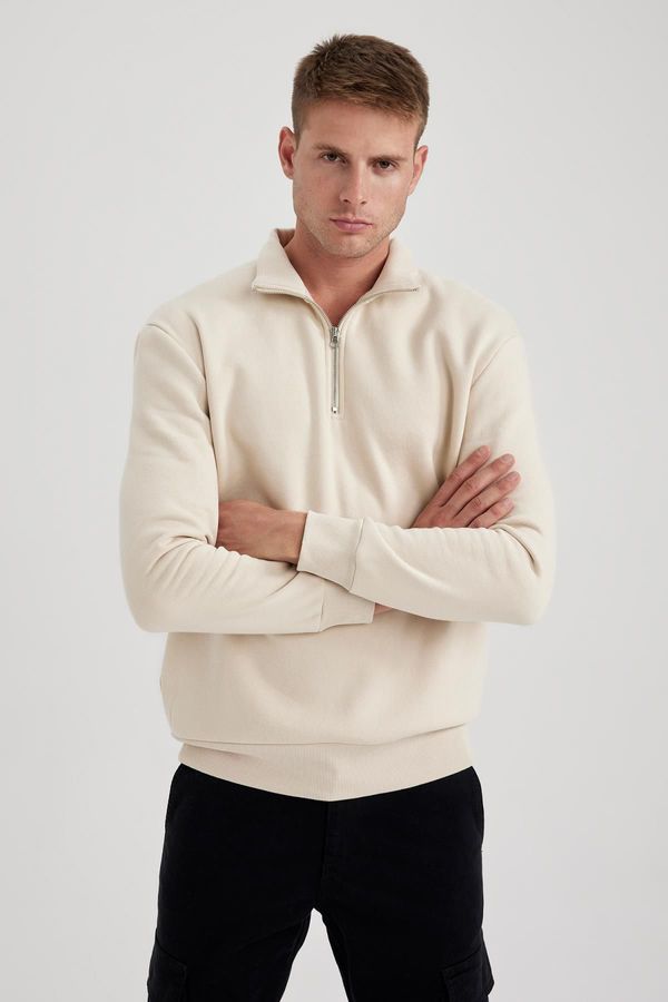 DEFACTO DEFACTO Comfort Fit Zippered Stand-up Collar Sweatshirt