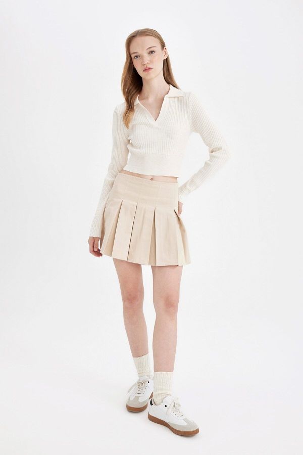 DEFACTO DEFACTO Cool Pleated Normal Waist Gabardine Mini Skirt