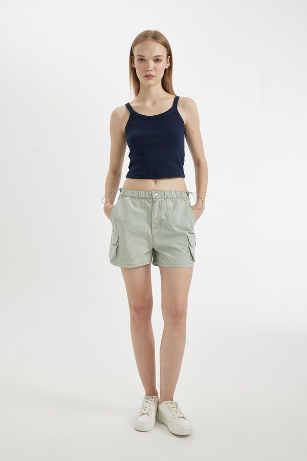 DEFACTO DEFACTO Cool Regular Fit Normal Waist Short Leg Gabardine Shorts